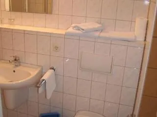 מלון Haus Union 3*